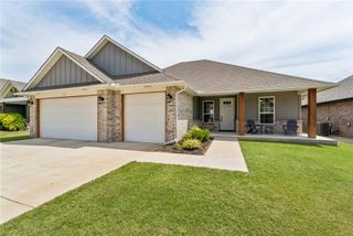 1304 Torrey Pines Road, Norman, OK 73072