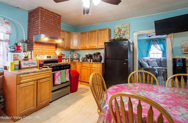 75-77 S 3rd Street, Hudson, NY 12534