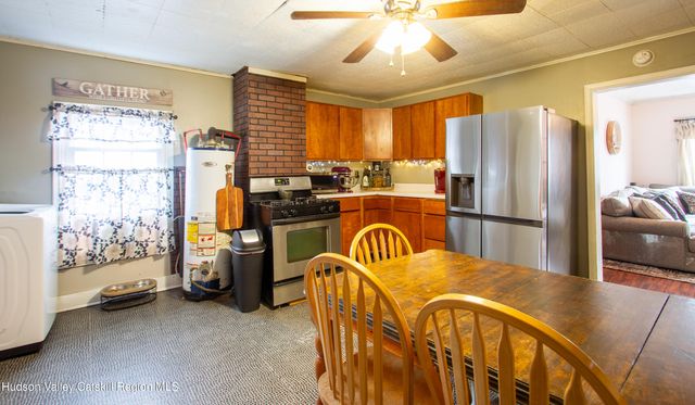 75-77 S 3rd Street, Hudson, NY 12534