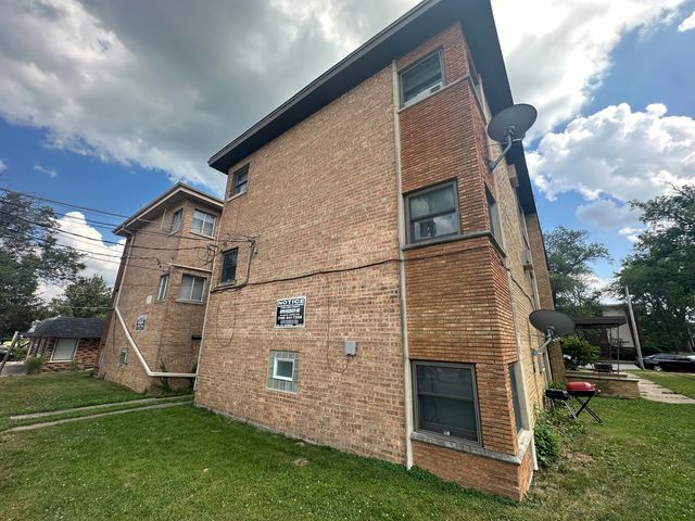 1932 Hickory Road, Homewood, IL 60430