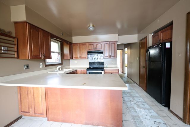15026 Diekman Court, Dolton, IL 60419