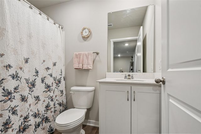 5504 144th Street, Urbandale, IA 50323