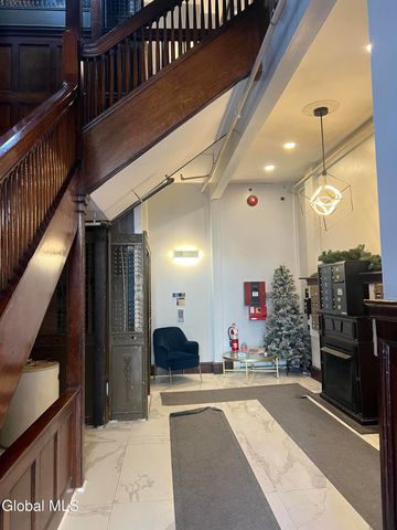 5 Broadway 412, Troy, NY 12180