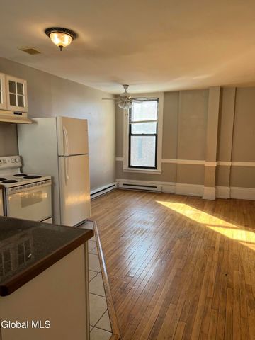 5 Broadway 412, Troy, NY 12180