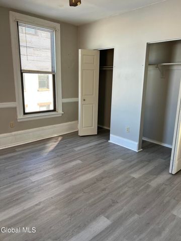 5 Broadway 412, Troy, NY 12180