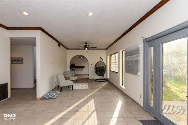 6770 Lexington Drive, Beaumont, TX 77706