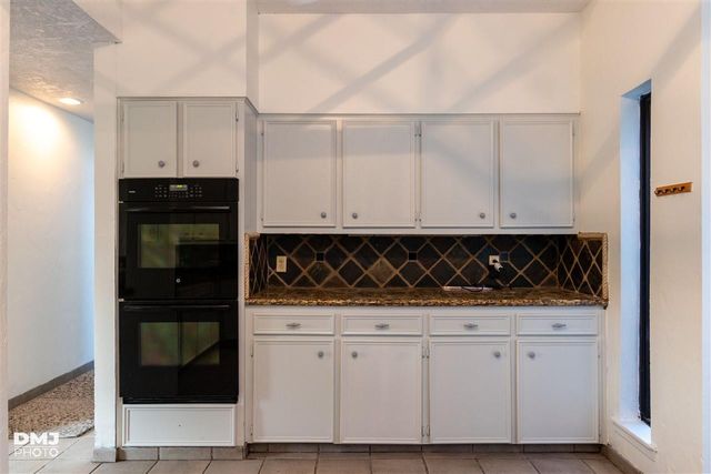 6770 Lexington Drive, Beaumont, TX 77706