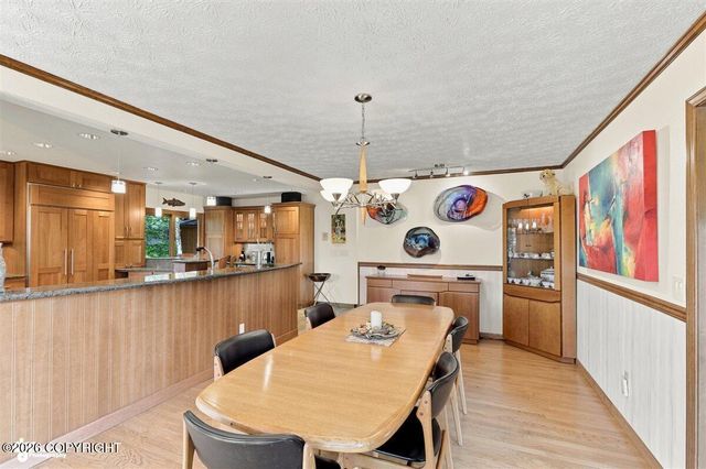 7051 Lake O The Hills Circle, Anchorage, AK 99516