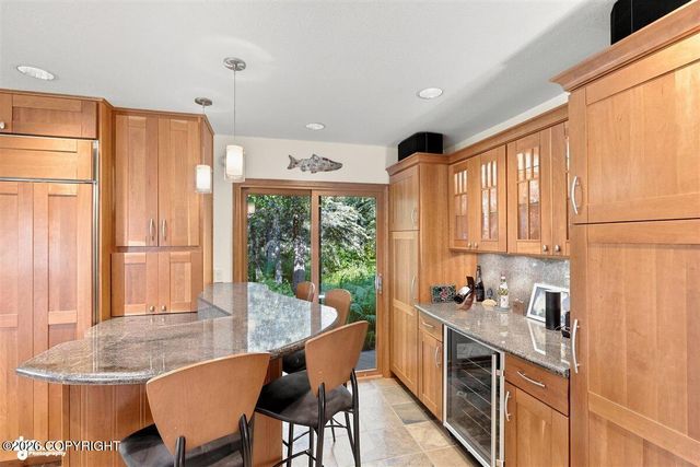 7051 Lake O The Hills Circle, Anchorage, AK 99516