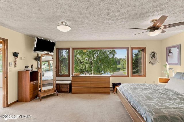 7051 Lake O The Hills Circle, Anchorage, AK 99516