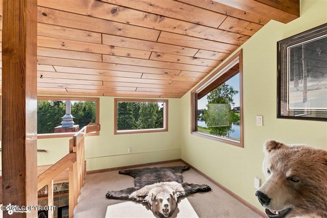 7051 Lake O The Hills Circle, Anchorage, AK 99516