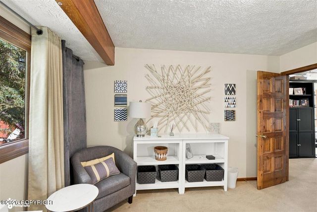 7051 Lake O The Hills Circle, Anchorage, AK 99516