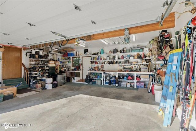 7051 Lake O The Hills Circle, Anchorage, AK 99516