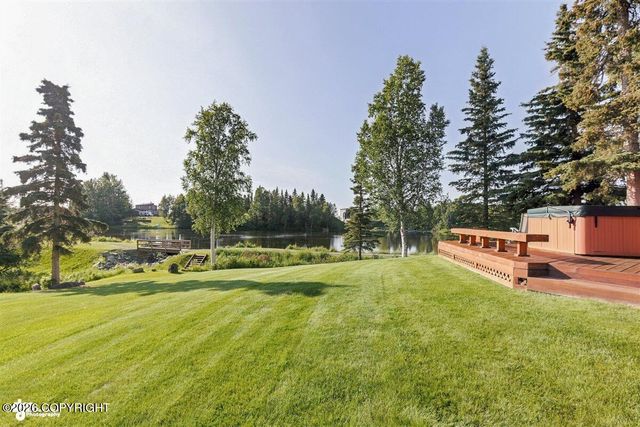 7051 Lake O The Hills Circle, Anchorage, AK 99516