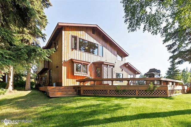 7051 Lake O The Hills Circle, Anchorage, AK 99516