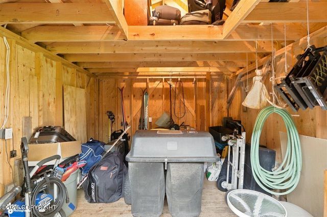 7051 Lake O The Hills Circle, Anchorage, AK 99516