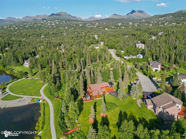7051 Lake O The Hills Circle, Anchorage, AK 99516
