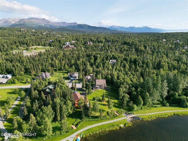 7051 Lake O The Hills Circle, Anchorage, AK 99516