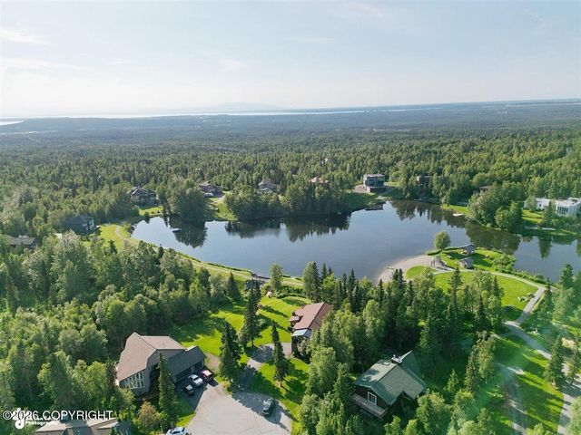 7051 Lake O The Hills Circle, Anchorage, AK 99516