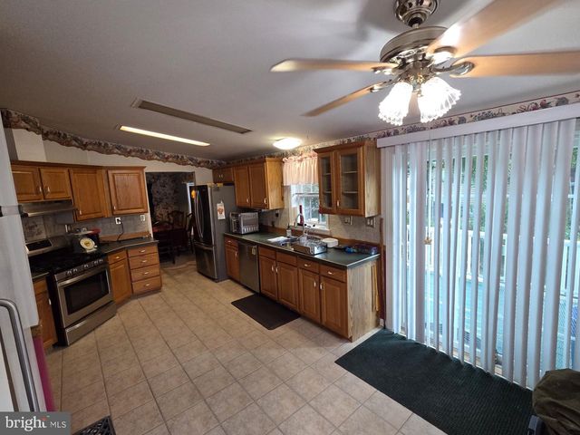64 HICKORY LANE, Mays Landing, NJ 08330