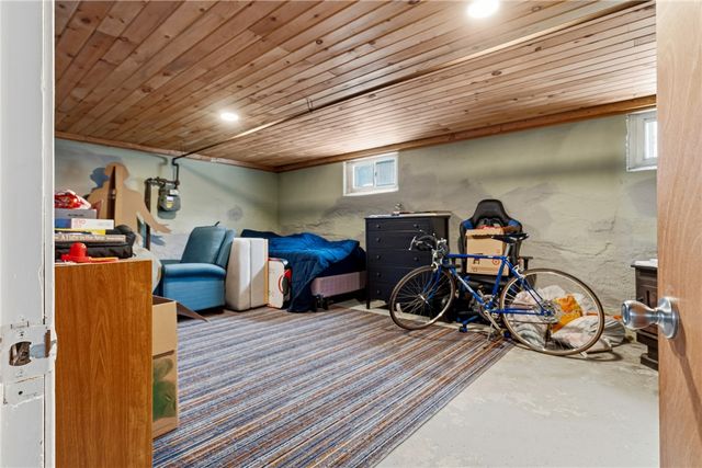 63 Taft Street, Cranston, RI 02905