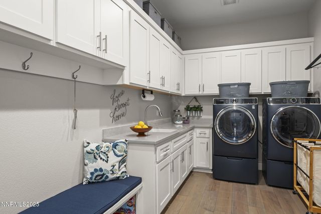 9131 Erickson Way, Reno, NV 89523