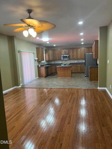 3040 Kilarney Ridge Loop, Cary, NC 27511