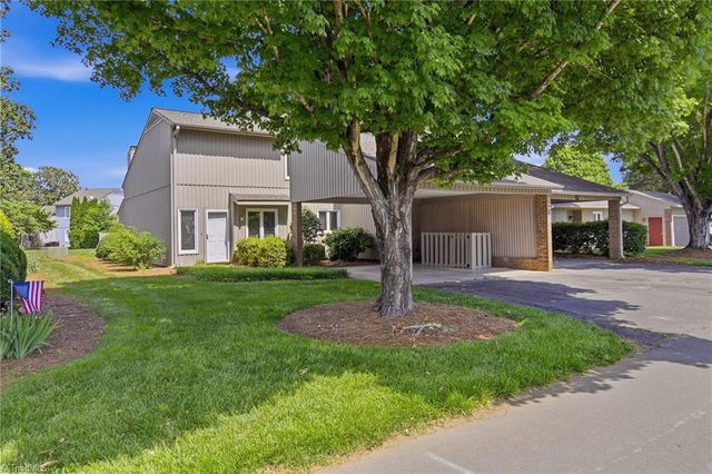 187 Spyglass Drive, Advance, NC 27006