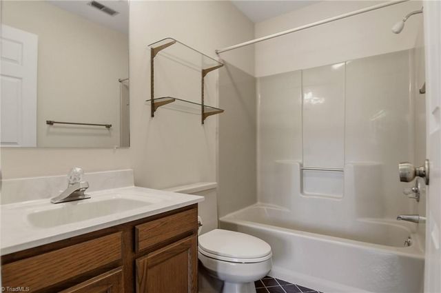 187 Spyglass Drive, Advance, NC 27006