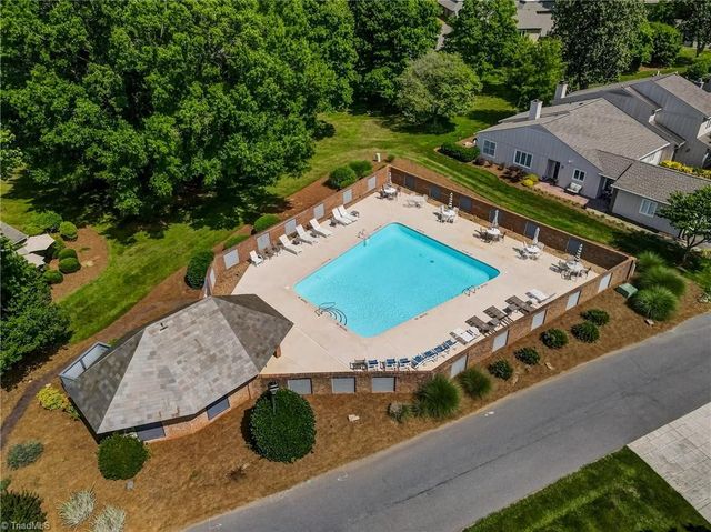 187 Spyglass Drive, Advance, NC 27006