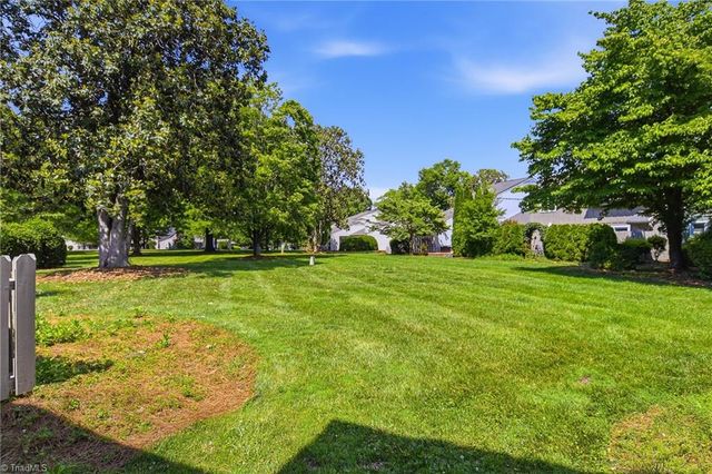 187 Spyglass Drive, Advance, NC 27006