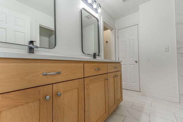 3463 Loberg Drive, West Fargo, ND 58078