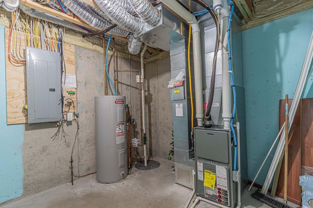 3463 Loberg Drive, West Fargo, ND 58078