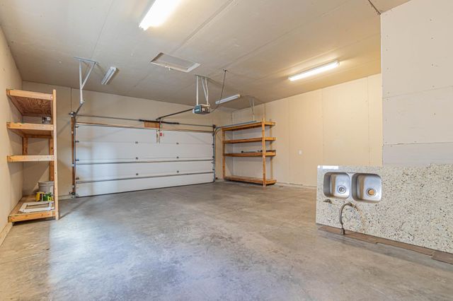 3463 Loberg Drive, West Fargo, ND 58078