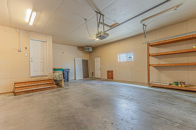 3463 Loberg Drive, West Fargo, ND 58078