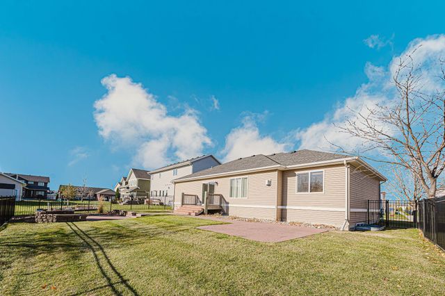 3463 Loberg Drive, West Fargo, ND 58078