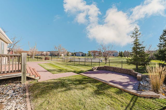 3463 Loberg Drive, West Fargo, ND 58078