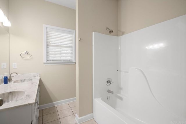 13 Loyal Lane, Greenbrier, AR 72058