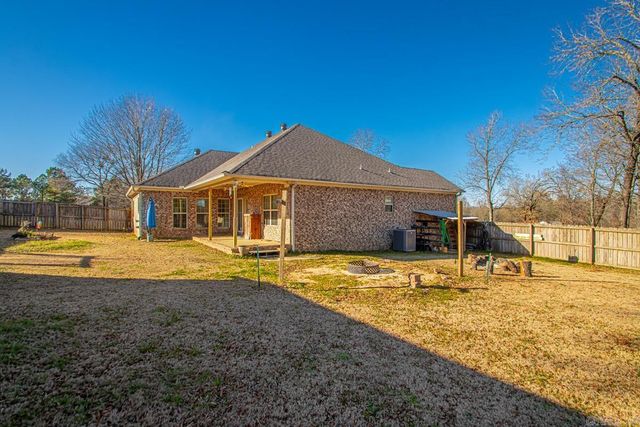 13 Loyal Lane, Greenbrier, AR 72058