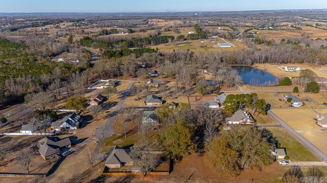 13 Loyal Lane, Greenbrier, AR 72058