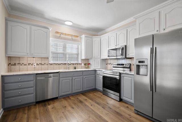 13 Loyal Lane, Greenbrier, AR 72058