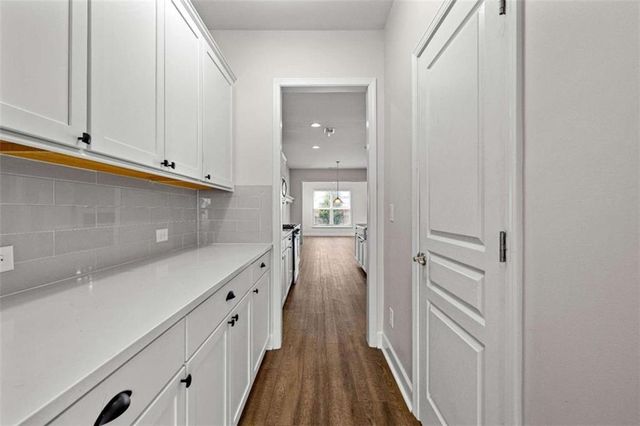 309 Lovell Avenue, Peachtree City, GA 30269