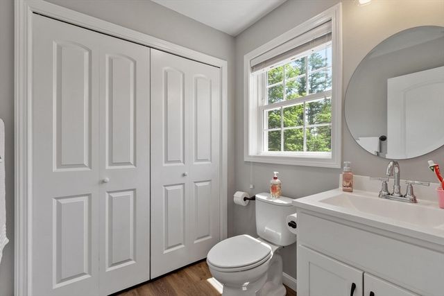 90 Royalston Rd N, Winchendon, MA 01475