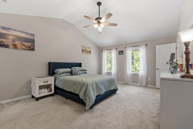 90 Royalston Rd N, Winchendon, MA 01475