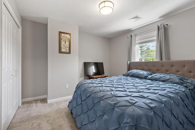 90 Royalston Rd N, Winchendon, MA 01475