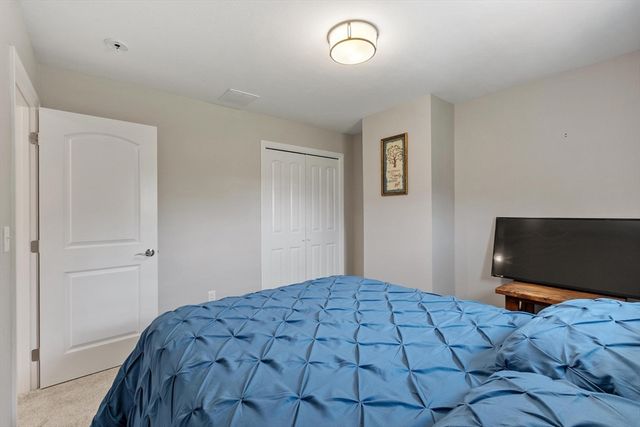 90 Royalston Rd N, Winchendon, MA 01475
