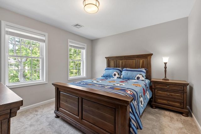 90 Royalston Rd N, Winchendon, MA 01475