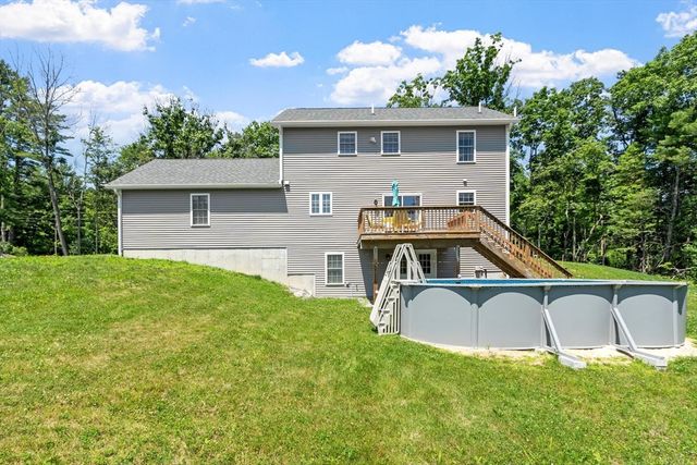 90 Royalston Rd N, Winchendon, MA 01475