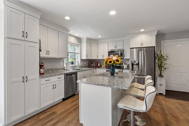 90 Royalston Rd N, Winchendon, MA 01475