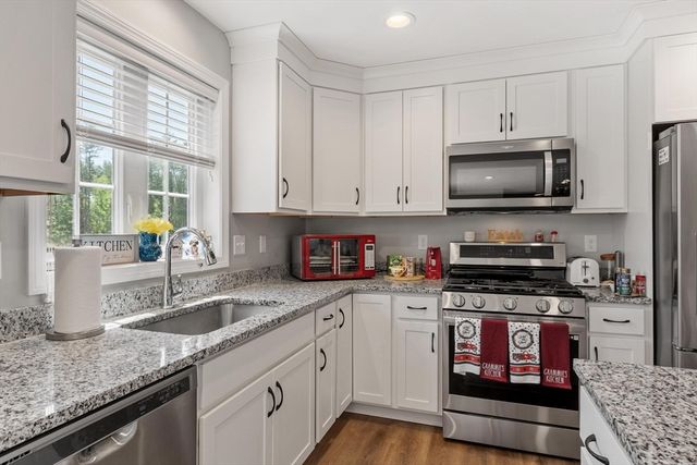 90 Royalston Rd N, Winchendon, MA 01475